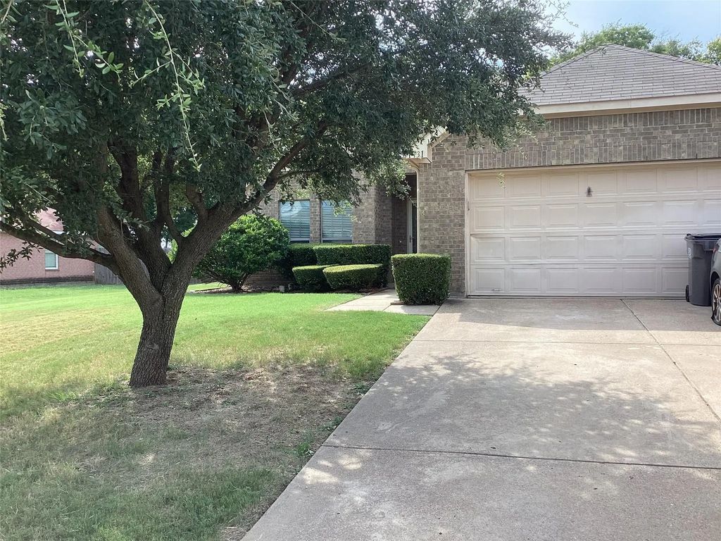 1731 Katrina Lane, Lancaster