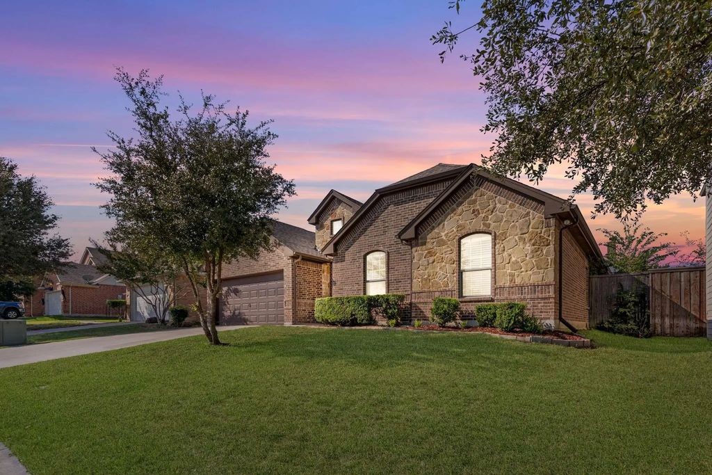 109 Reatta Drive, Justin
