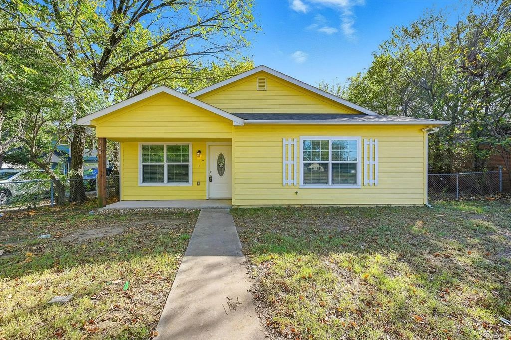 728 W Walker Street, Denison