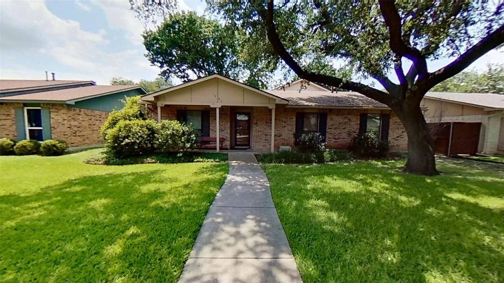 1824 Addington Drive, Carrollton