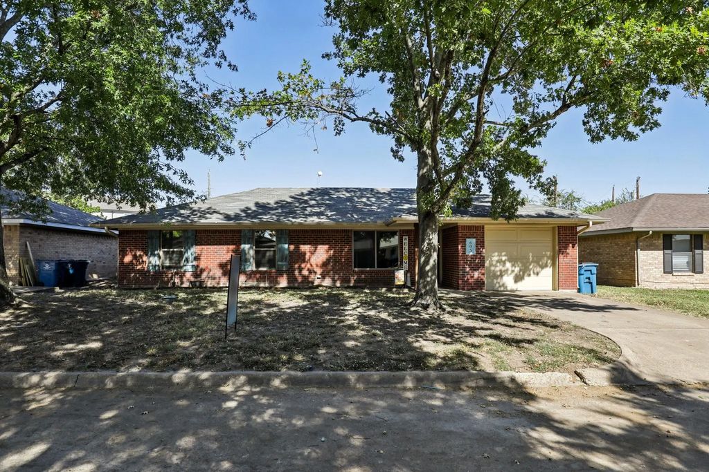 605 Cates Drive, Kaufman