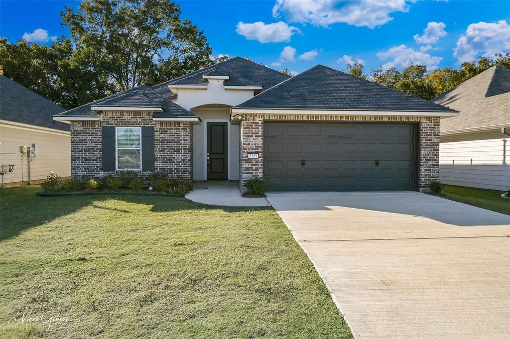 3369 Grand Lake Drive, Bossier City