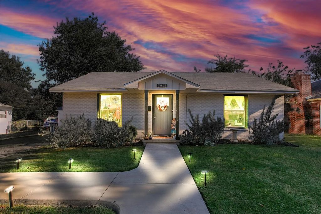 3612 Hay Avenue, Waco