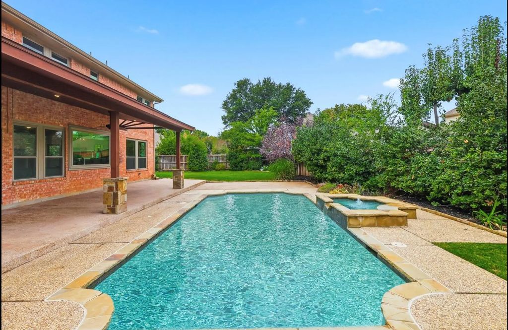 305 Sheffield Drive, Southlake