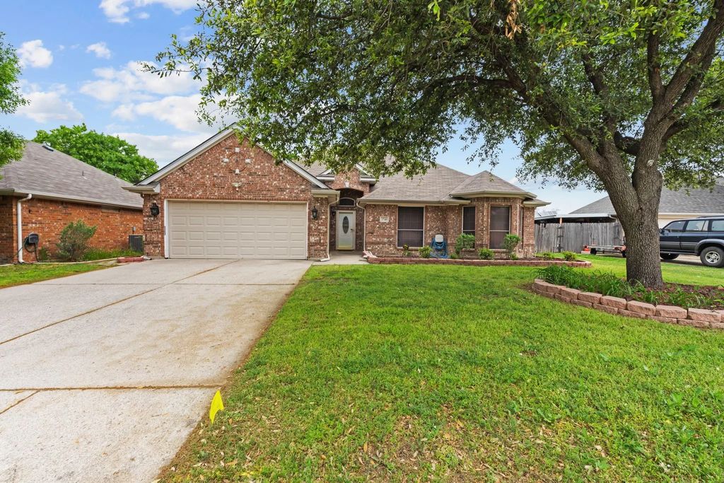 3740 Regency Circle, Fort Worth