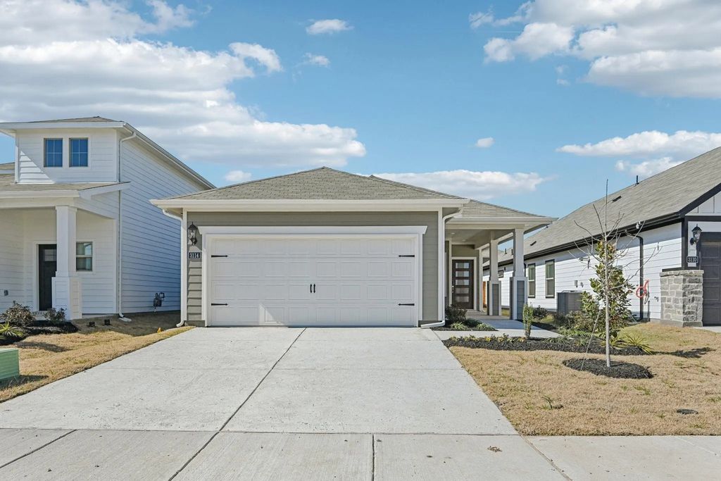 3114 Texoma Boulevard, Farmersville