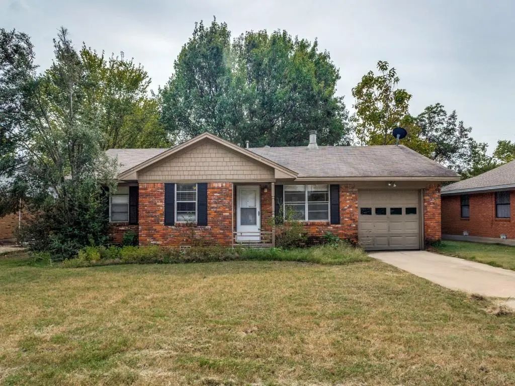 1108 Laguna Drive, Denton
