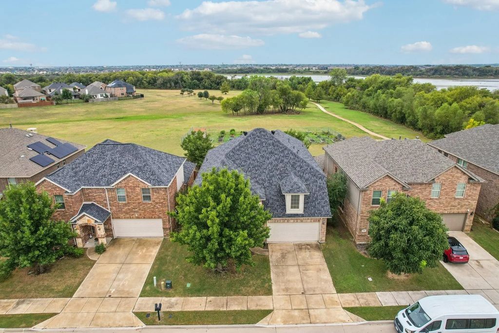 2408 Jill Creek Drive, Little Elm