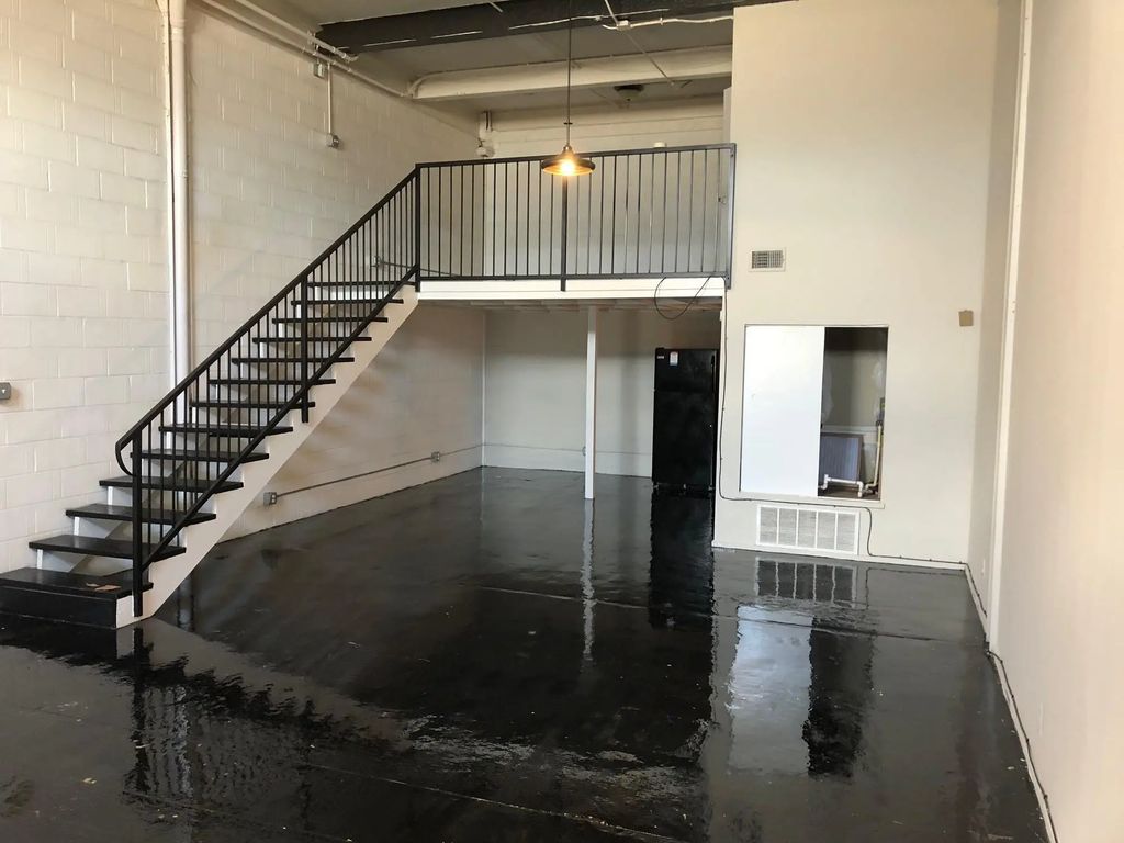 2501 S Harwood Street 7, Dallas