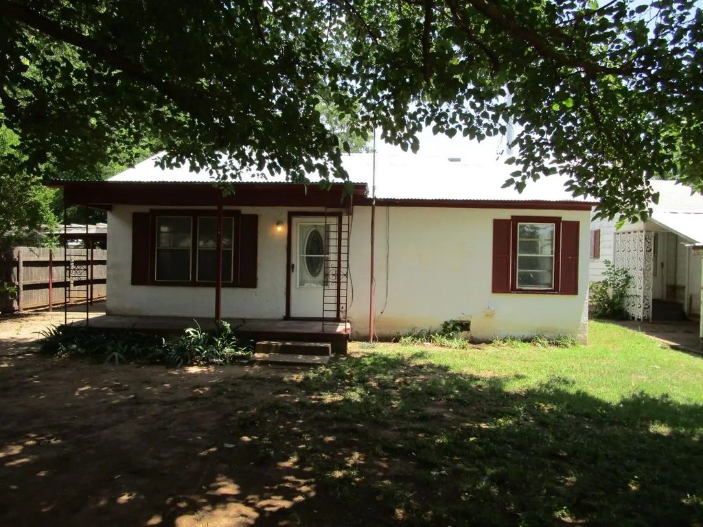 504 N Cedar Street, Seymour