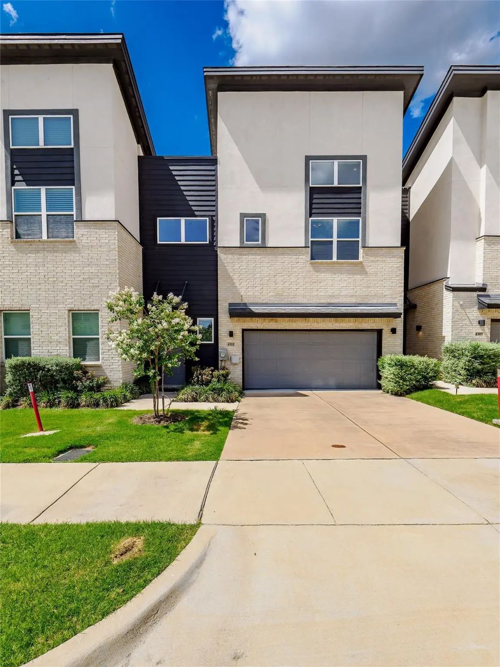 4311 Hebron Street, Irving
