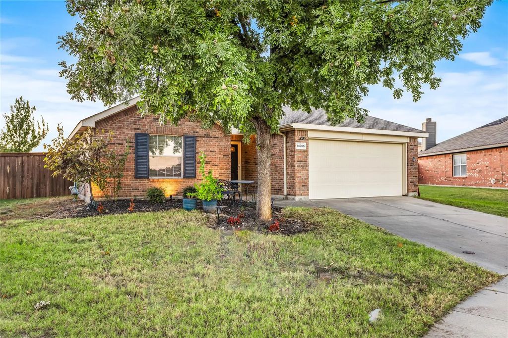 14065 Tanglebrush Trail, Fort Worth