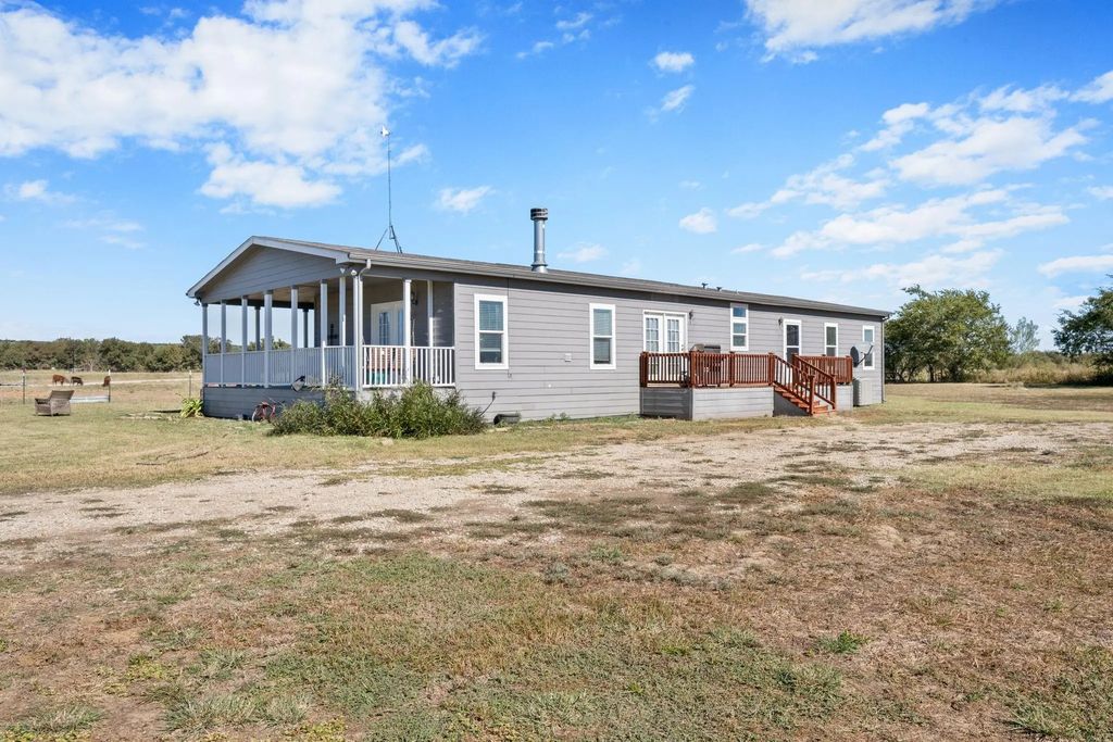 2215 Tucker Road, Graford