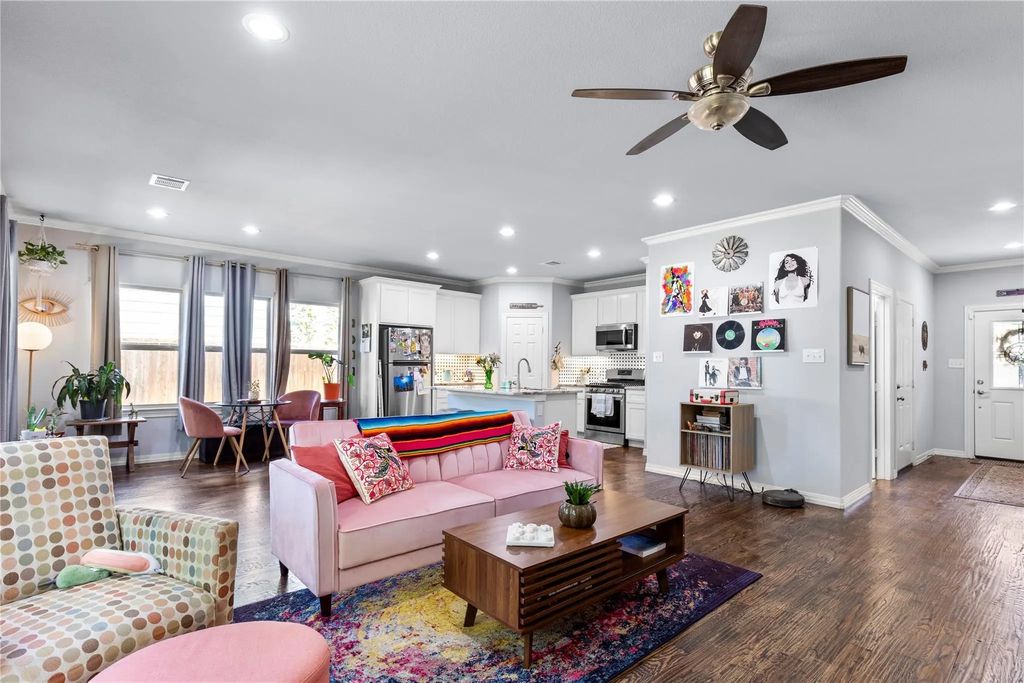 810 N Walnut Street, Sherman