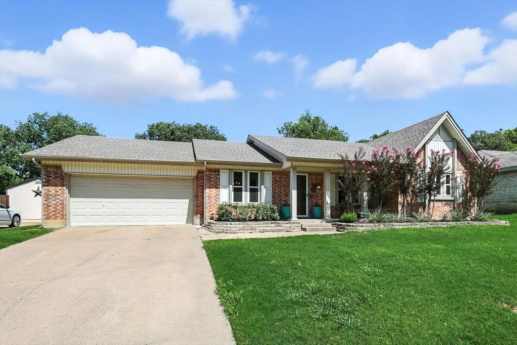 3624 Wayne Court, Bedford