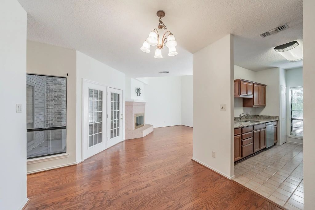 3500 E Park Boulevard 404, Plano