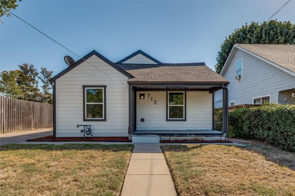 712 E 3rd Street, Irving