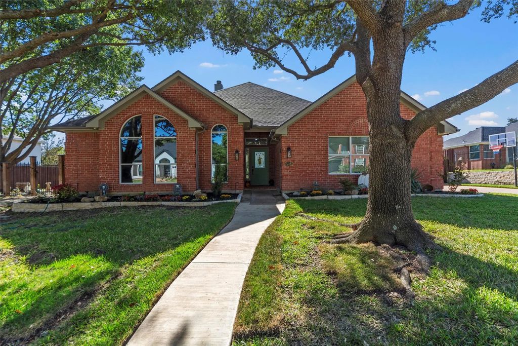 508 Santa Barbara Drive, Keller