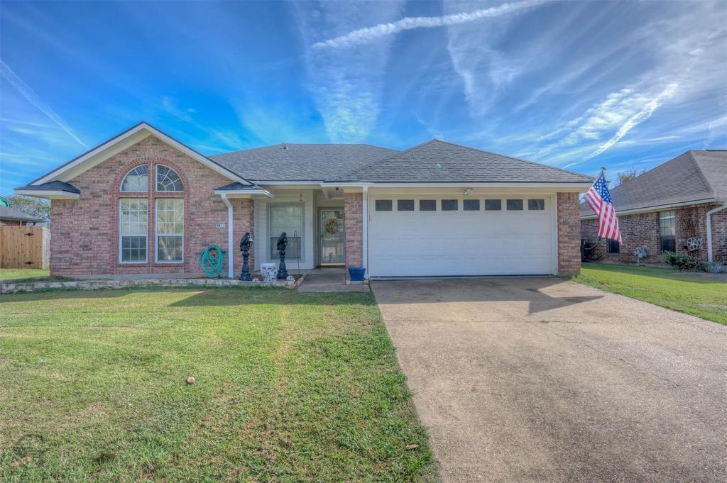 4911 General Ashley Drive, Bossier City