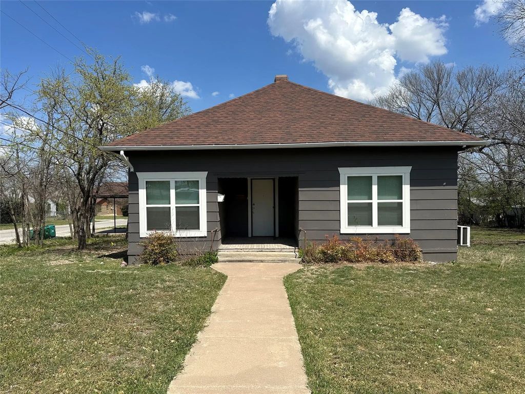 801 E Gentry, Hamilton