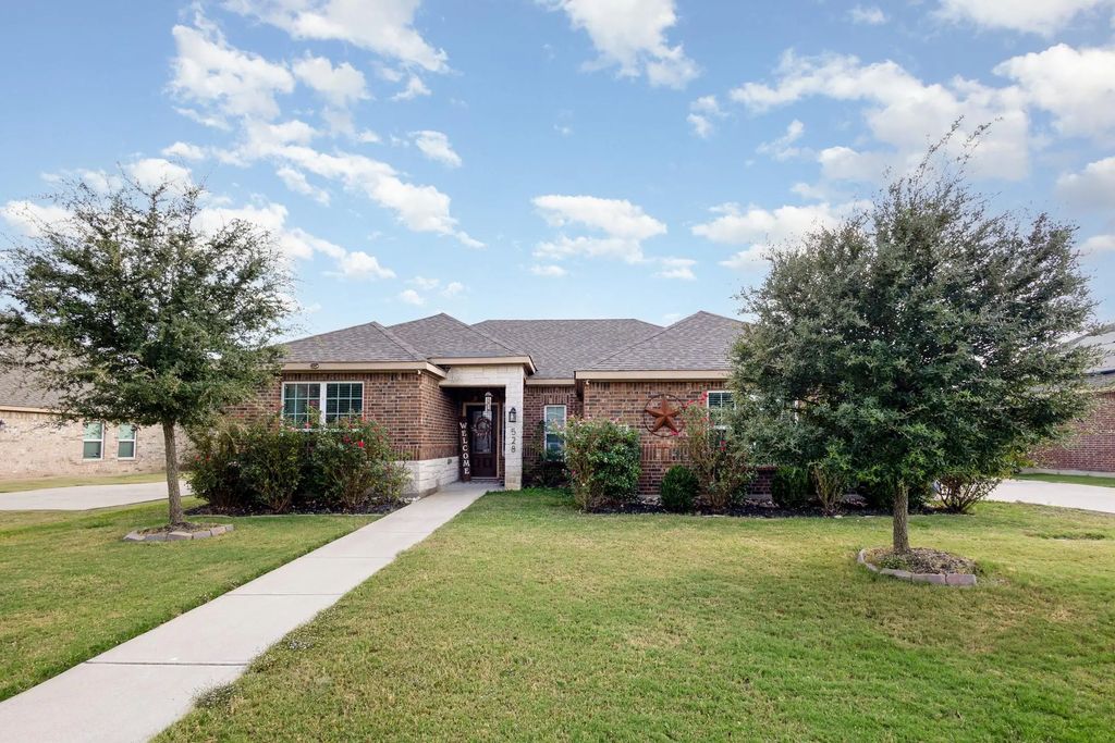 528 Meadow Springs Drive, Glenn Heights