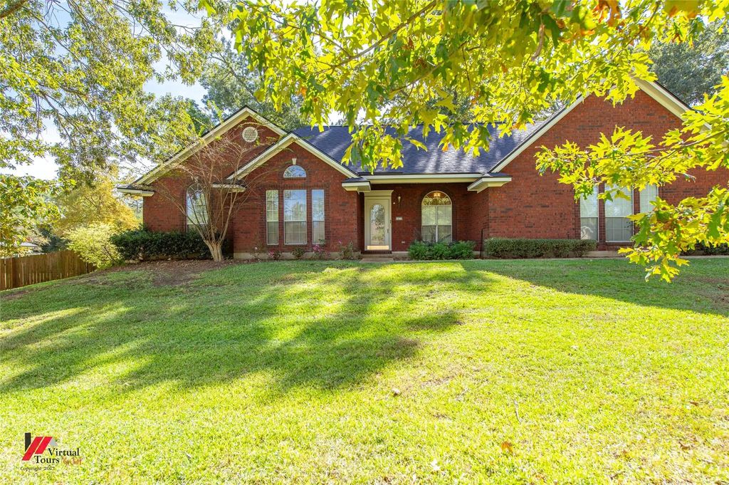 6420 Sand Hill Avenue, Shreveport