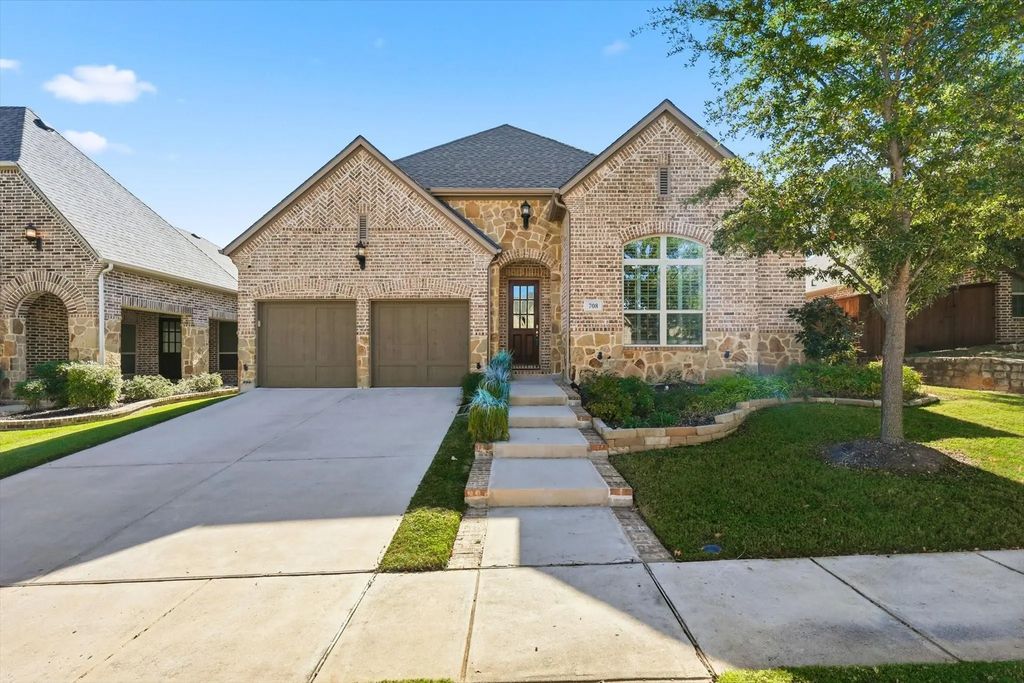 708 Petunia Drive, Lantana