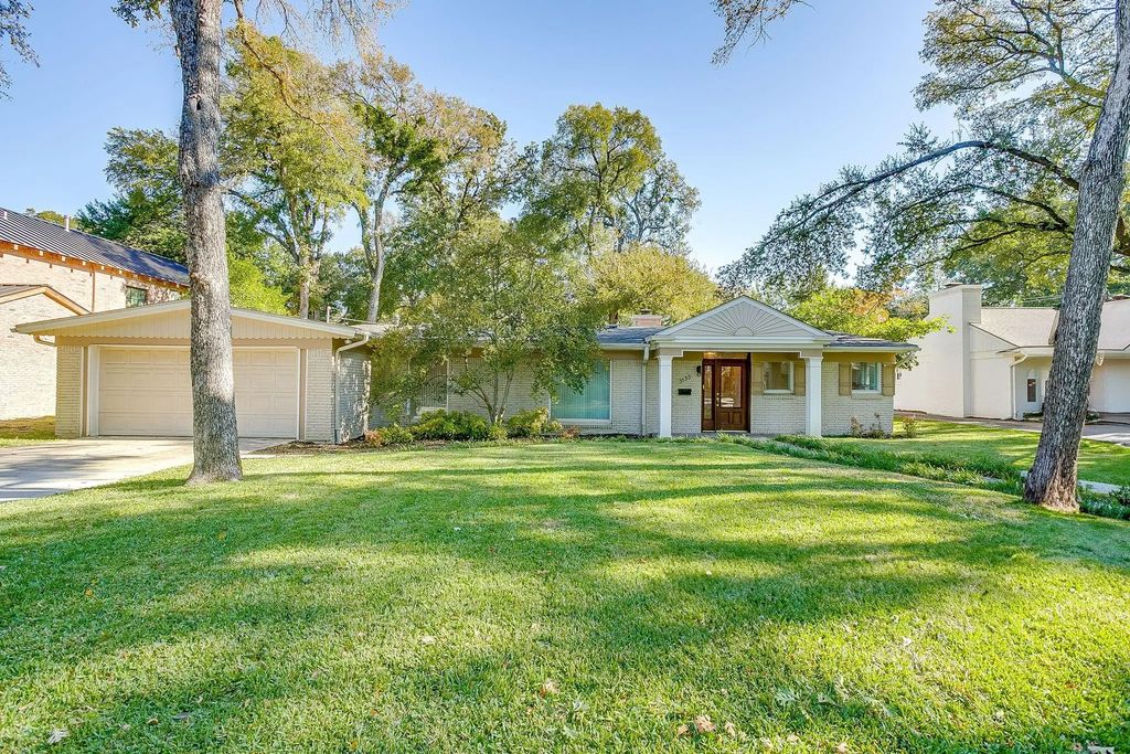 3133 Sweetbriar Lane, Fort Worth