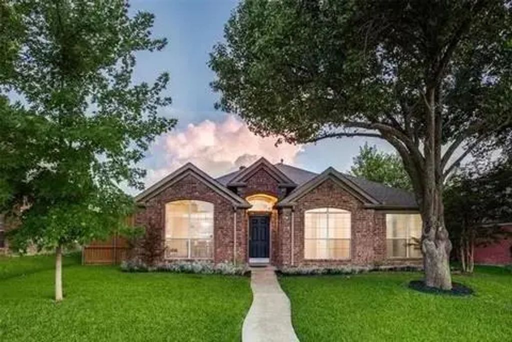 4116 Pinewood Drive, Plano