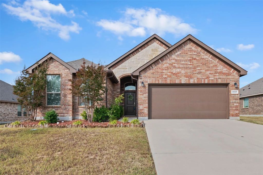 3537 Camden Creek Road, Krum