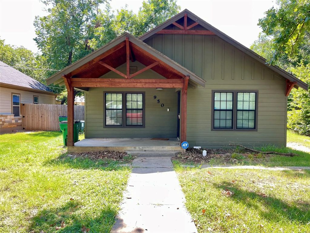 950 N Mccart Street, Stephenville