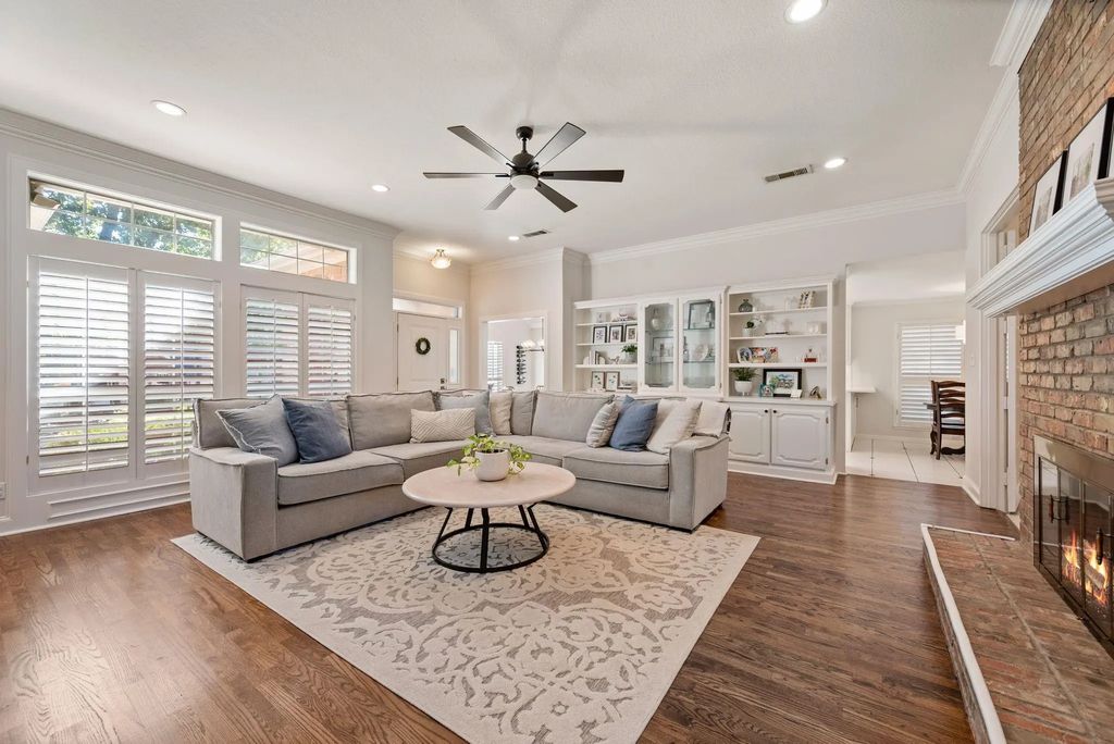 2824 Timber Hill Drive, Grapevine