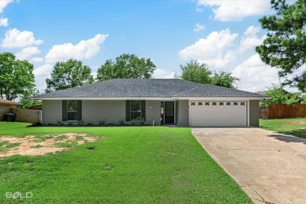 7904 Pines Road, Shreveport