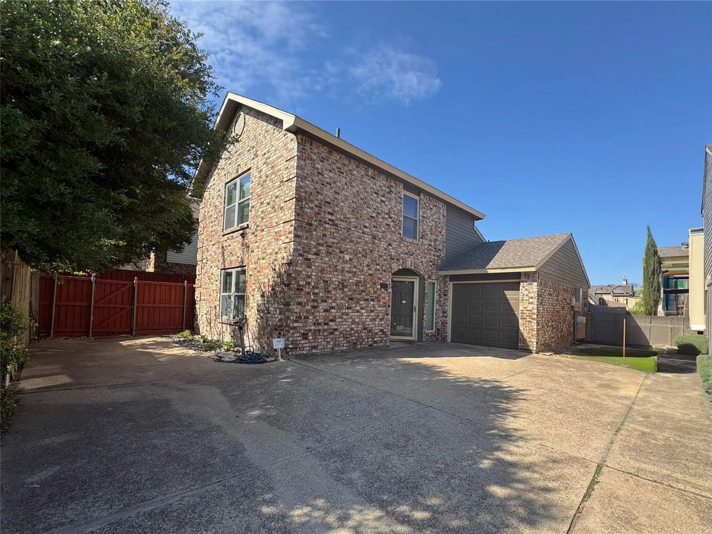 3411 Briaroaks Drive, Garland