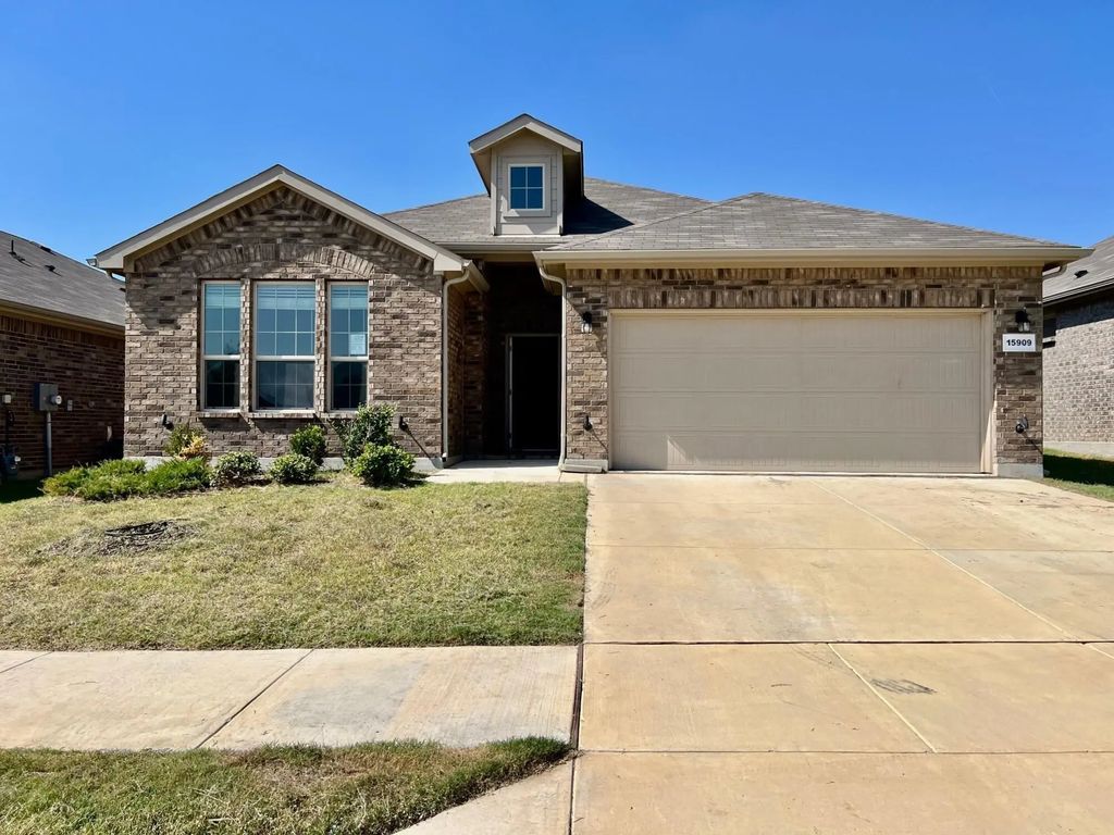 15909 Bronte Lane, Fort Worth
