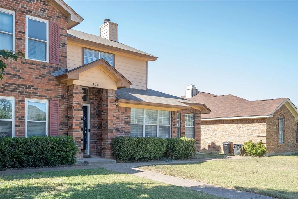 324 Nita Lane, Euless