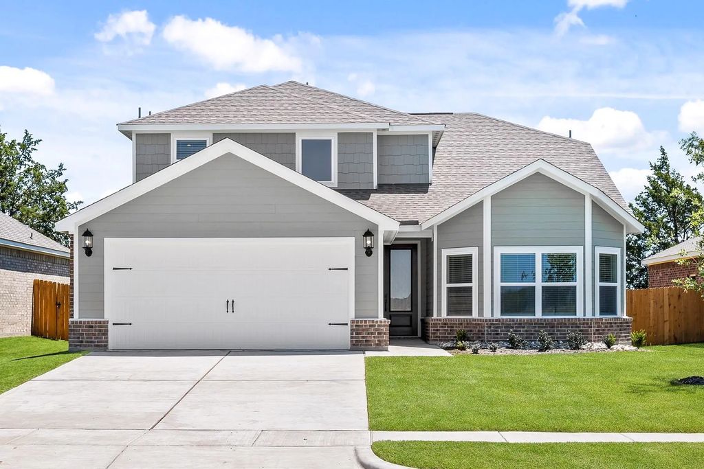 1033 Cedar Street, Hutchins