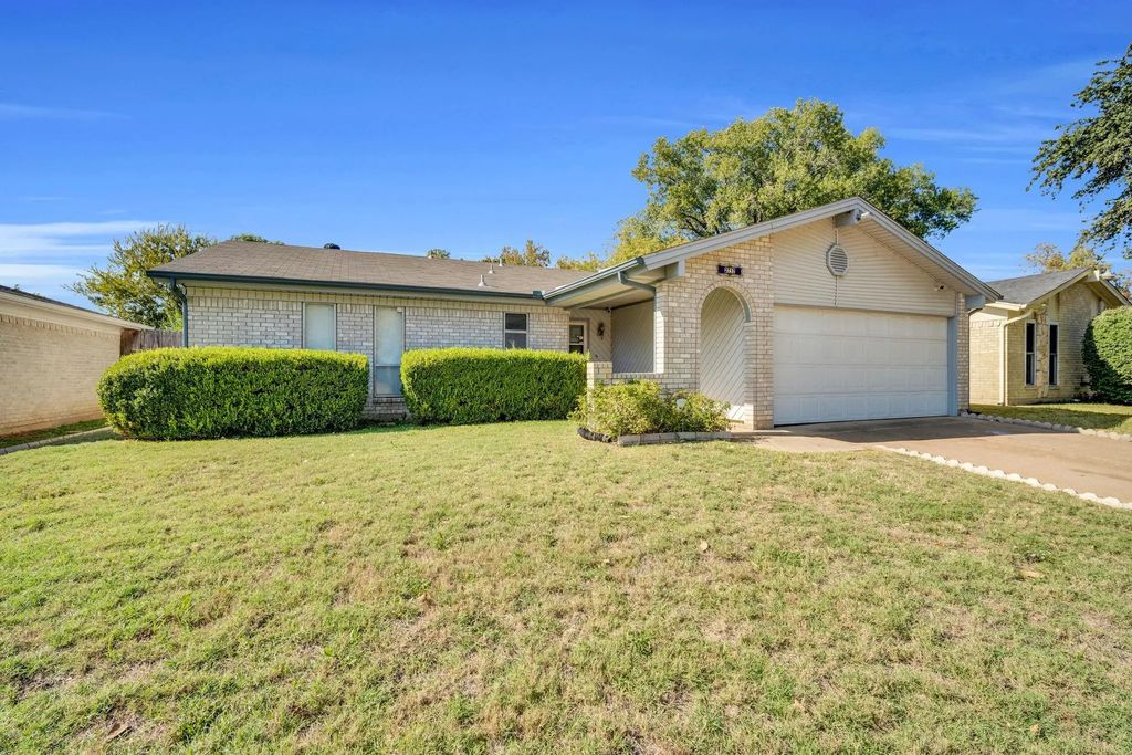 2717 Springlake Court, Irving