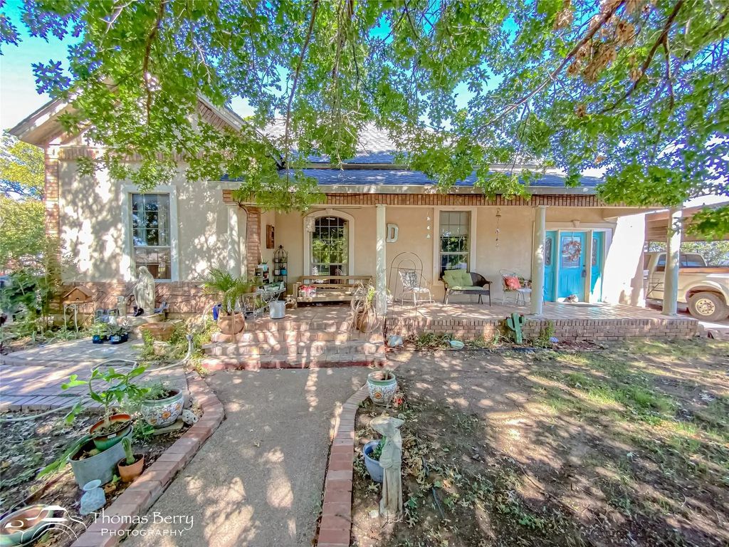 2066 N 2nd Street, Abilene