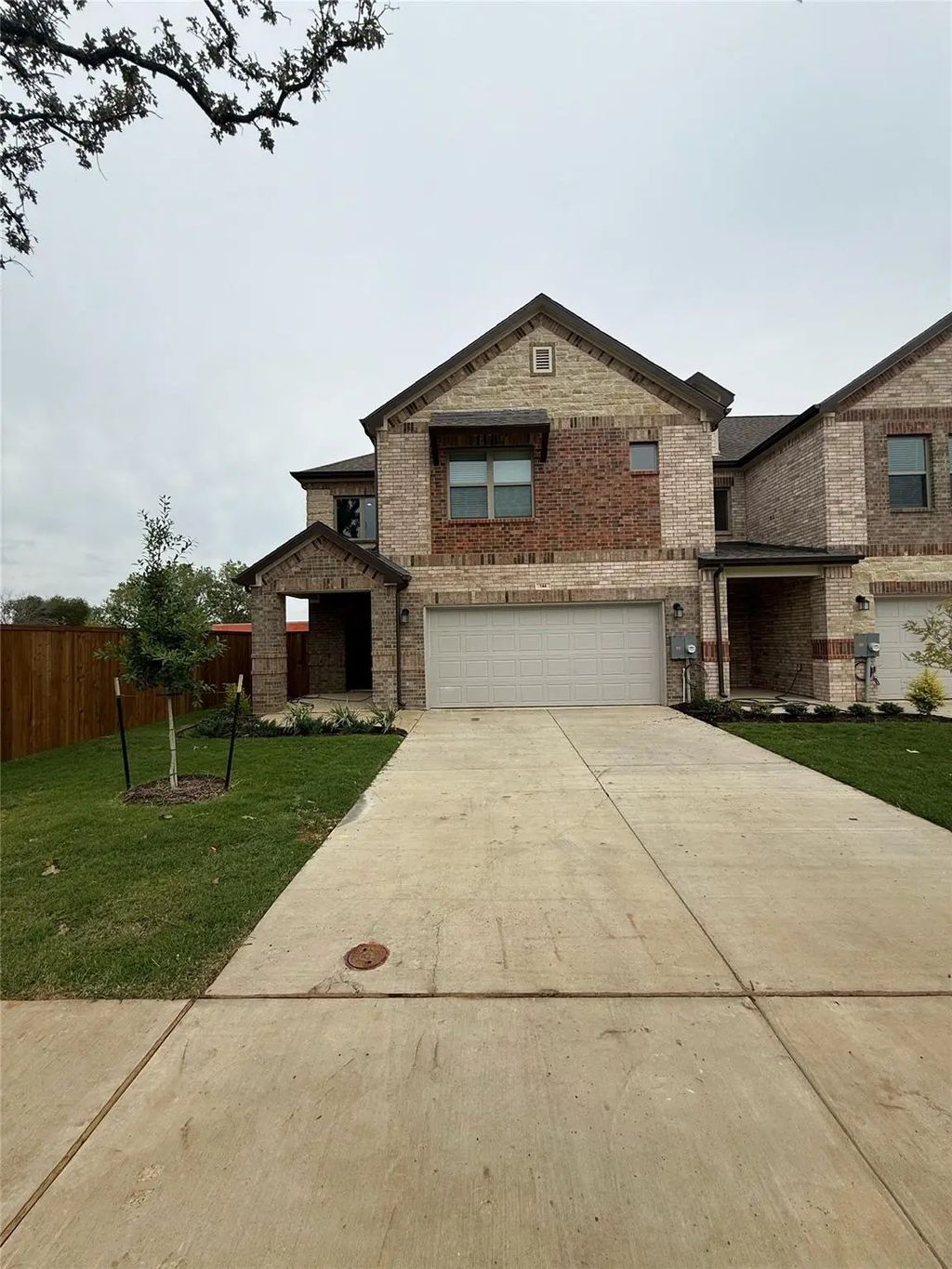 144 Pinkie Holmes, Grand Prairie