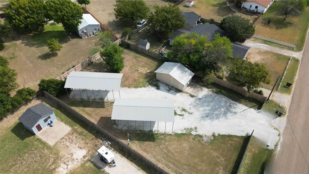 1012 Speegle Road, Woodway