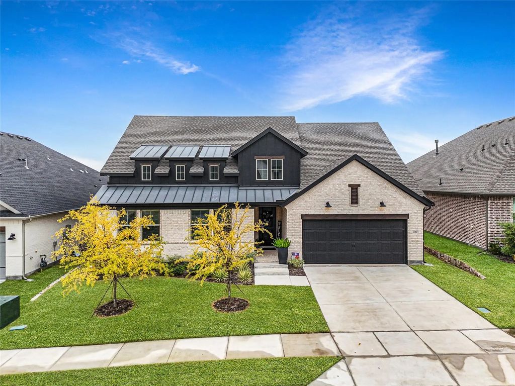 230 Wild Flower Way, Lavon