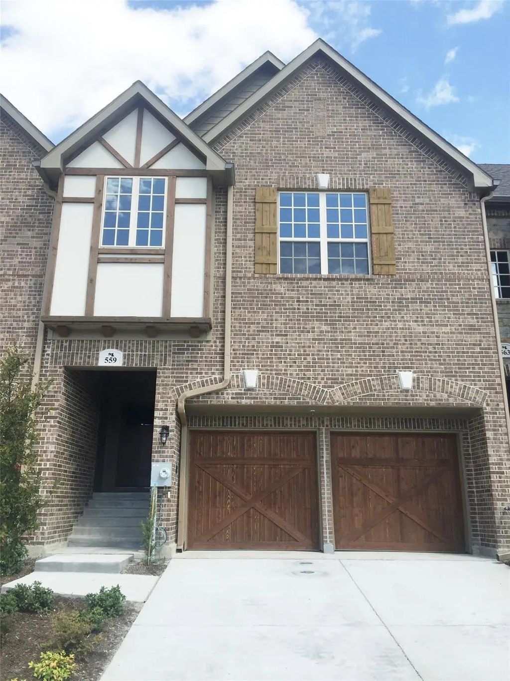 559 Waterloo Drive, Lewisville