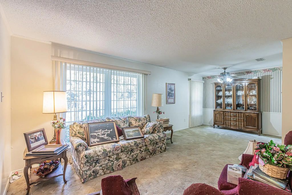 3208 Sheffield Drive, Arlington