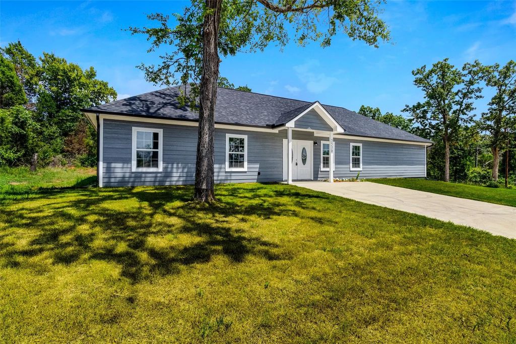 5530 Sam Slade Trail, Log Cabin