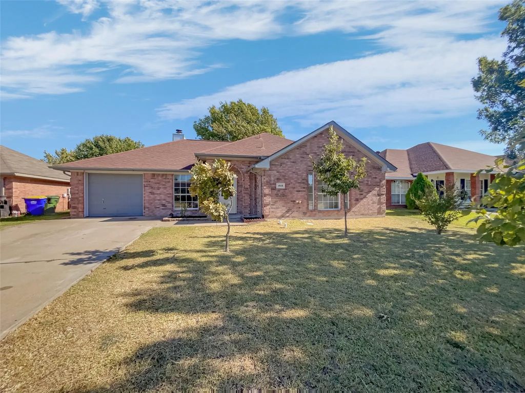 1012 Woodside Lane, Seagoville