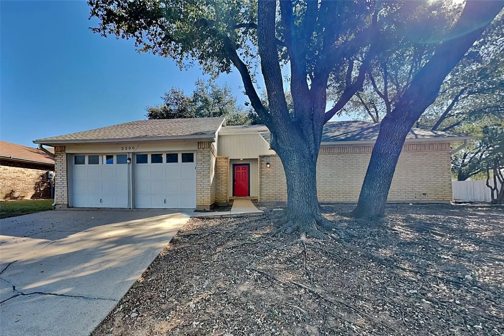 3200 Misty Court, Bedford
