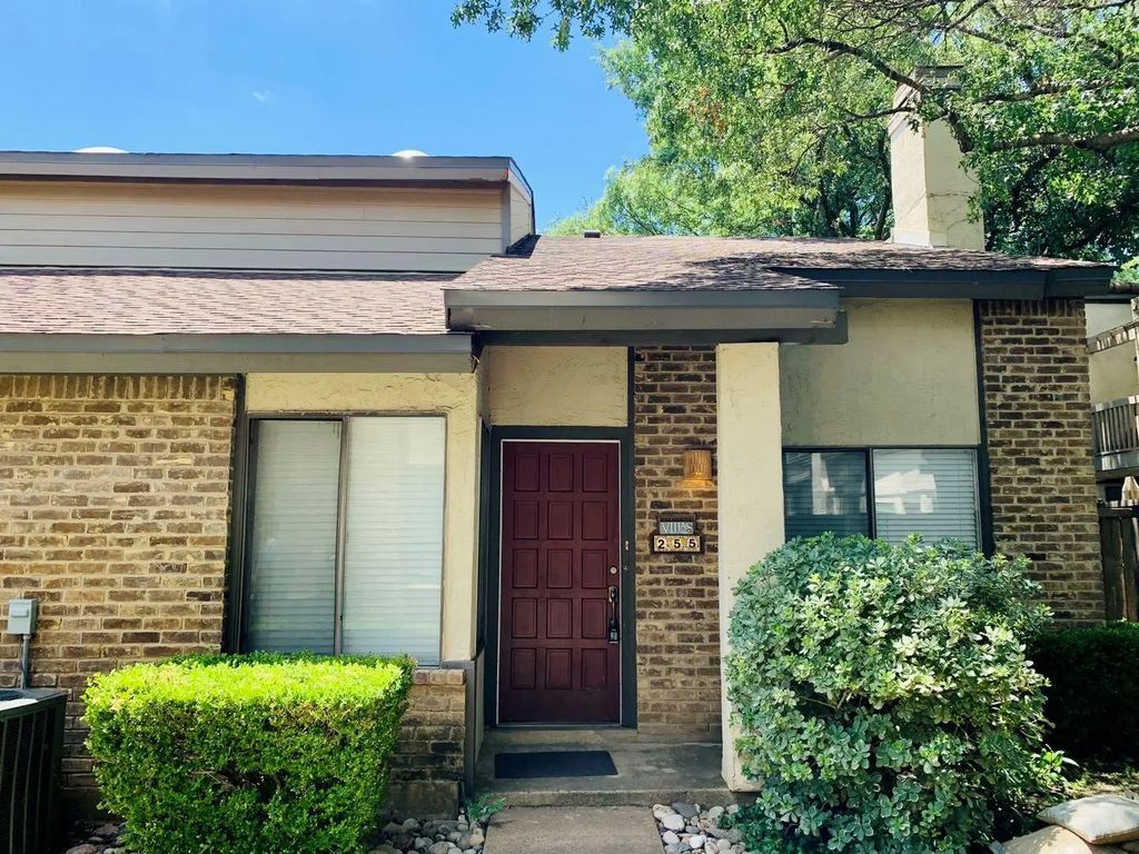 821 Dublin Drive 255, Richardson