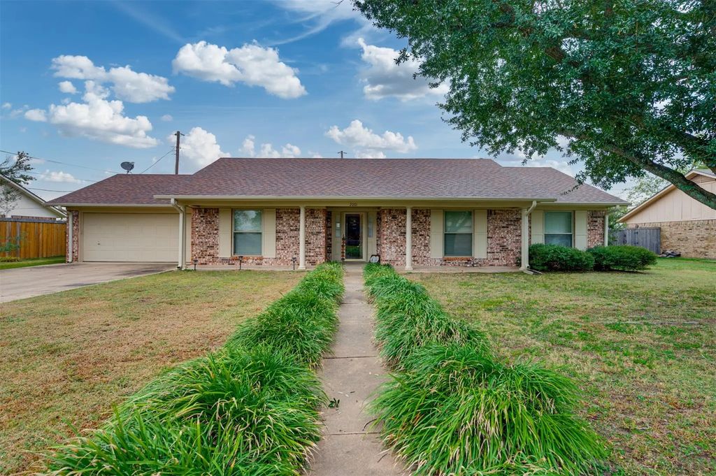 2001 S Delaware Street, Clarksville