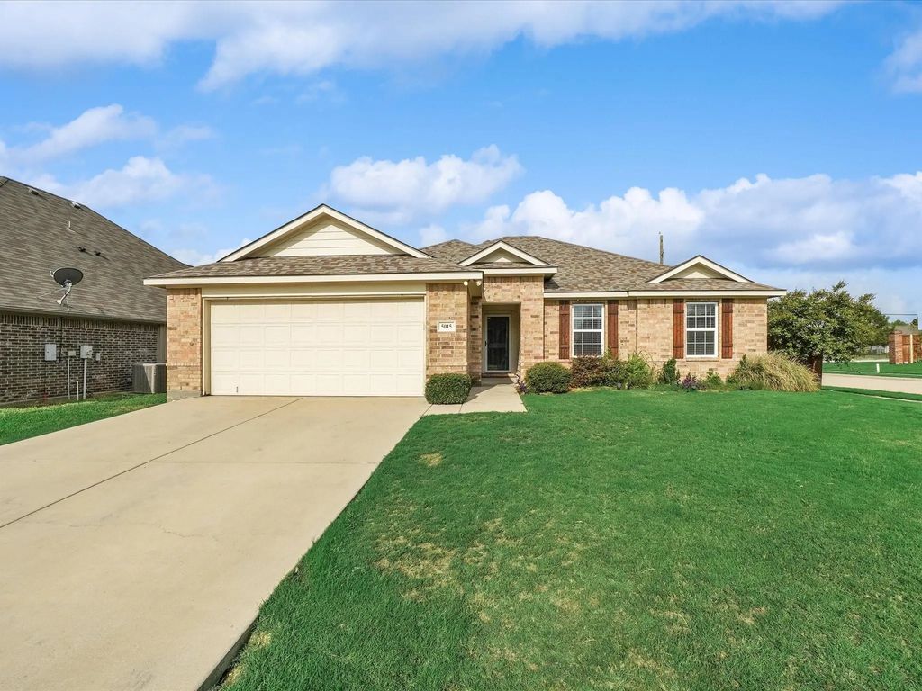 5015 Spruce Street, Krum